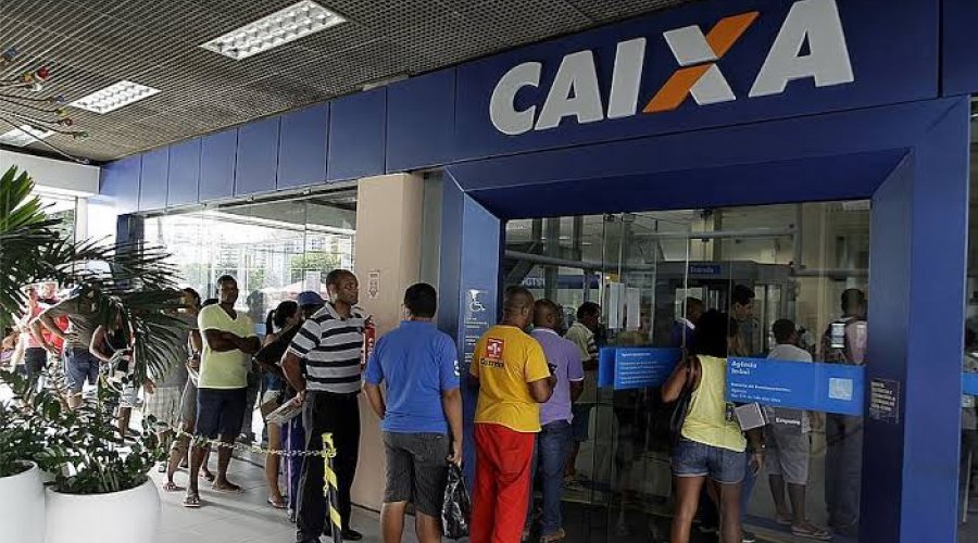 [Caixa abre agências neste sábado (3) para pagamento do auxílio emergencial e Fgts]