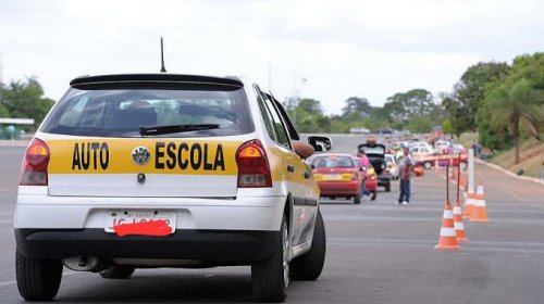 [Autoescola deixará de ser obrigatória para conseguir a CNH]