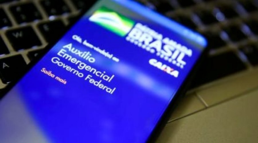 [Caixa paga auxílio emergencial nesta sexta-feira a nascidos em julho]