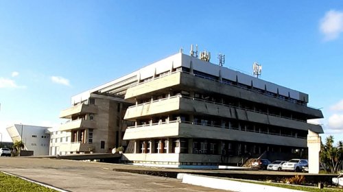 [Al-Ba vai reabrir até meados de novembro]