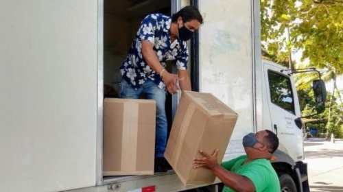 [Governo envia 720 mil máscaras de tecido e TNT para 64 municípios na Bahia]