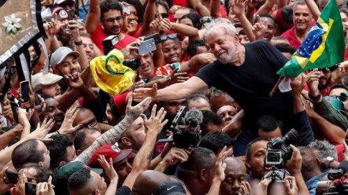 [De mudança para a Bahia, Lula deve morar em Lauro de Freitas]