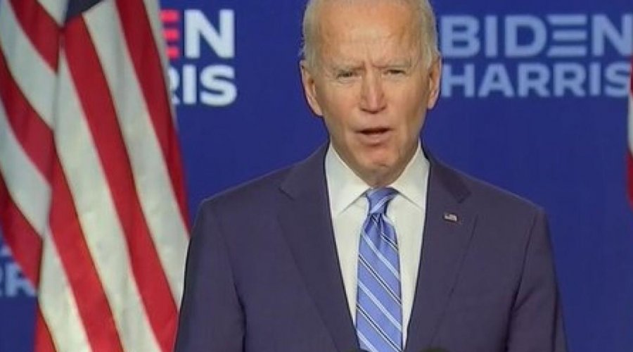 ['Todos os votos precisam ser contados, ninguém vai tirar a nossa democracia', diz Biden]