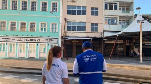 [Força-tarefa interdita 27 estabelecimentos em Itapuã e no Rio Vermelho]