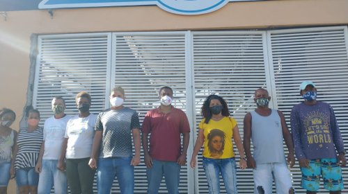 [Feirantes do Mercado Municipal do Jardim Cruzeiro protestam contra descaso da Prefeitural]