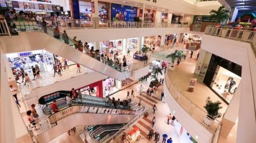 [Após o anúncio feito prefeito de Salvador, ACM Neto, na última terça-feira (15), os shoppings...]