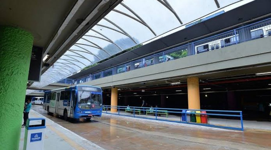 [Se ligue! Linhas de ônibus que atendem shoppings têm horário prolongado no fim de ano em Salvador]