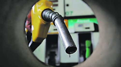 [Gasolina sobe 5% a partir desta terça-feira]