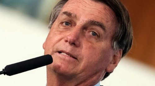 [Bolsonaro diz que não vai interferir no preço de combustíveis e prevê valor fixo de ICMS]