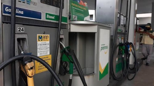 [Petrobras anuncia subida de preços do diesel, gasolina e GLP]