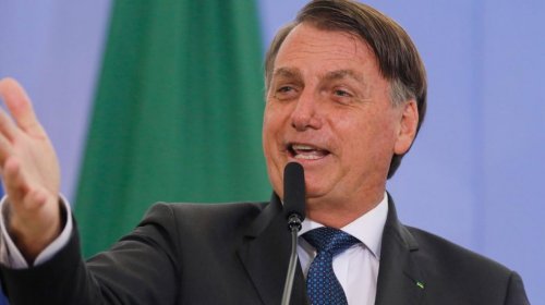 [Bolsonaro desiste de fazer pronunciamento em rádio e TV]