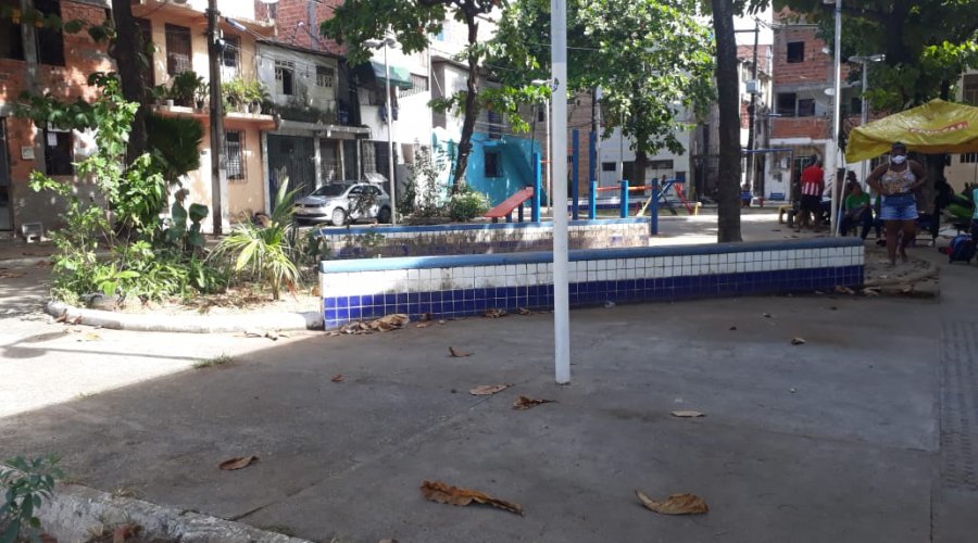 [Morador pede reforma de praça em Vila Ruy Barbosa]