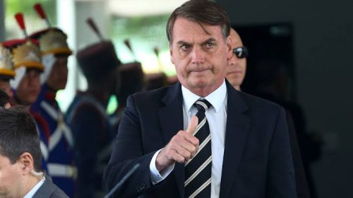 [Bolsonaro suspende recursos da Lei Rouanet para cidades que combatem Covid e oposição reage]