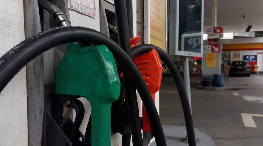 [Preços da gasolina e óleo diesel estão mais caros nesta terça-feira nas refinarias]