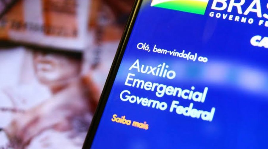 [Câmara aprova em 1º turno emenda de R$ 44 bilhões a novo auxílio emergencial]