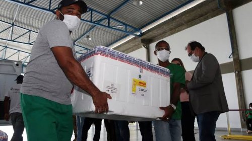 [Bahia recebe novo lote de vacinas contra Covid-19]