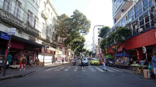 [Comércio começa a ser reaberto de forma escalonada em Salvador; saiba o que funciona nesta seg...]
