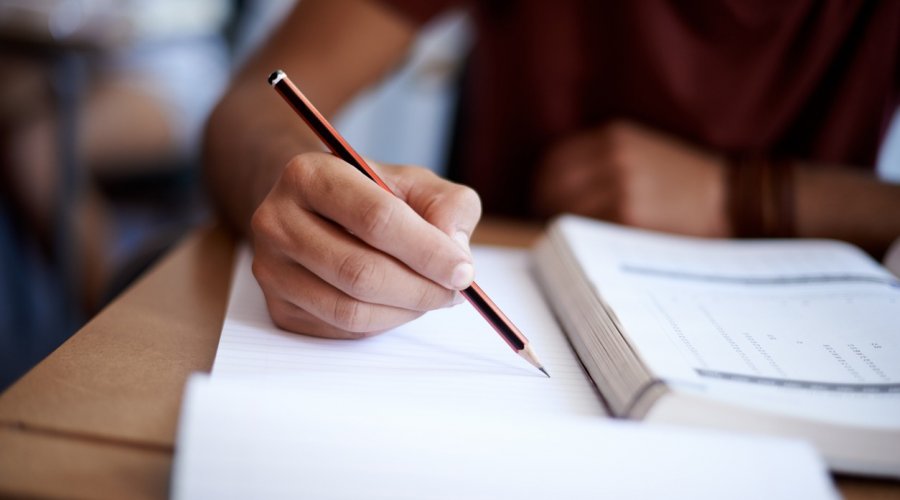 [Programa Partiu Estágio convoca mais de 2,6 mil estudantes universitários da Bahia; confira]