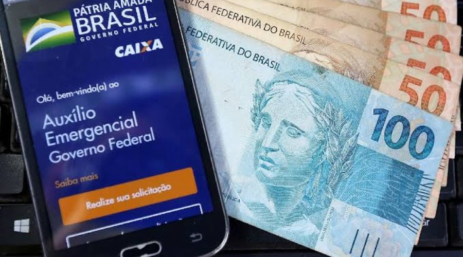 [Caixa paga hoje auxílio emergencial a nascidos em abril]