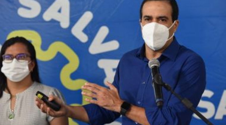 [Prefeito anuncia alteração no funcionamento de shoppings e cogita mudança no horário do toque de recolher]