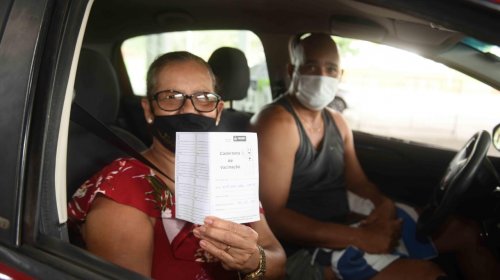 [Salvador retoma aplicação da primeira dose neste fim de semana ]