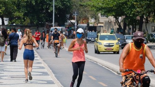 [Fiocruz aponta alta de casos e óbitos por Covid-19 em pacientes mais jovens]