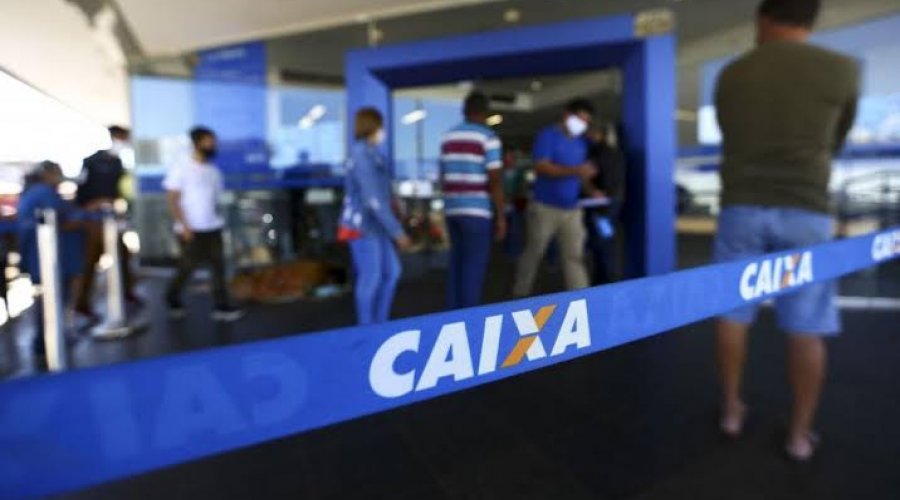 [Caixa paga auxílio emergencial a nascidos em outubro]