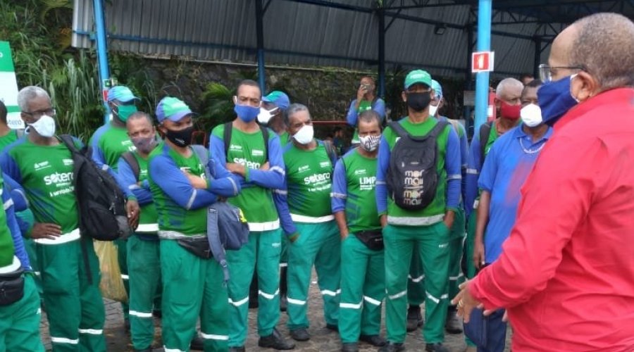 [Suíca e Sindilimp-BA participam do primeiro dia de vacinação dos trabalhadores da limpeza urbana em Salvador]