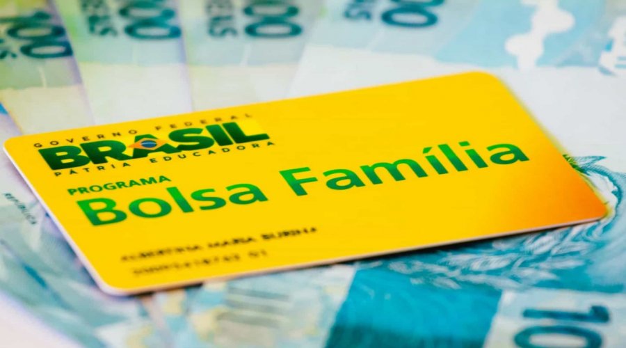 [Inscritos no Bolsa Família com NIS final 0 recebem auxílio emergencial hoje (30)]