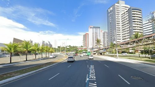 [Intervenções no final de semana afetam o trânsito na Avenida Tancredo Neves ]