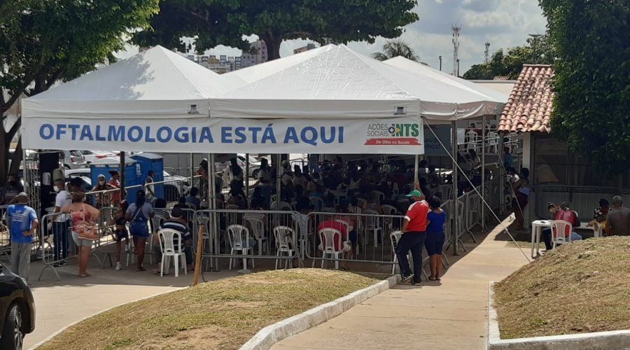 [Moradores de Pernambués foram contemplados com mais de 316 exames gratuitos de oftalmologista  ]