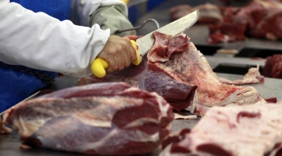 [Alta no preço da carne deve manter o consumo escasso até o final de 2022]