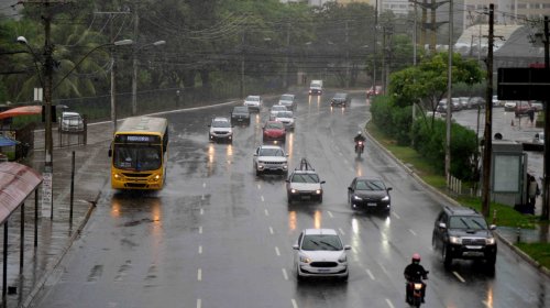 [Primeiras semanas de junho serão de chuva em Salvador]