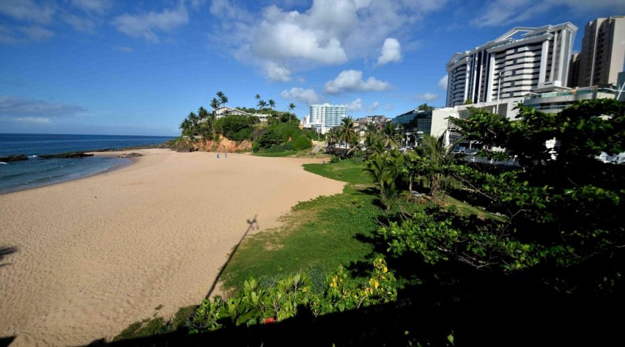 [Praias estão fechadas em Salvador até segunda-feira (7)]