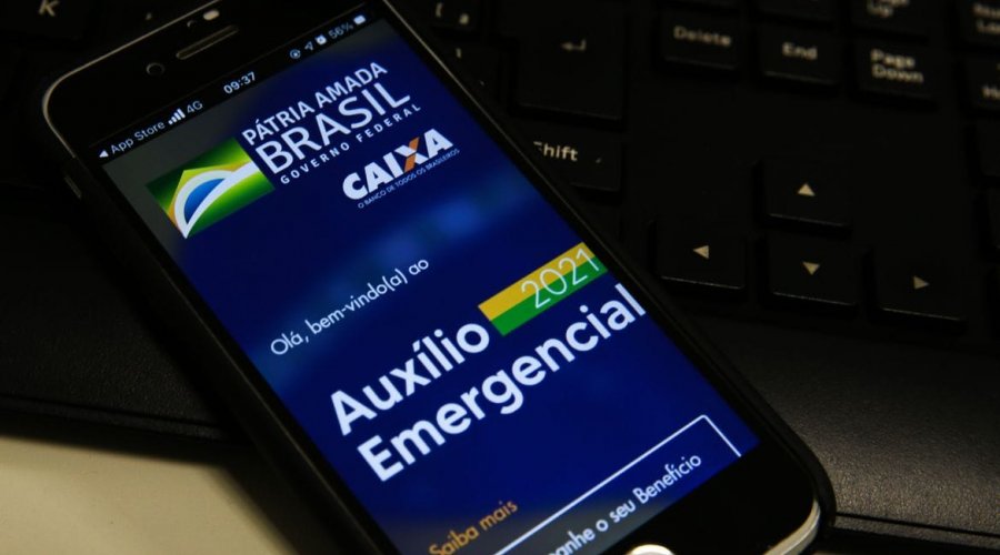 [Caixa paga hoje 3ª parcela do auxílio para nascidos em março ]