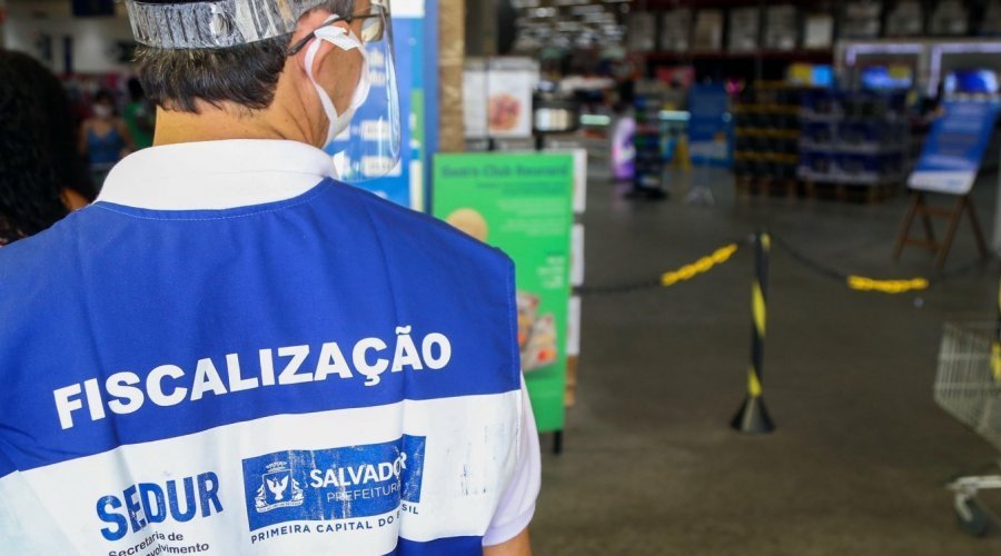 [Força-tarefa realiza mais de 3 mil fiscalizações no fim de semana]