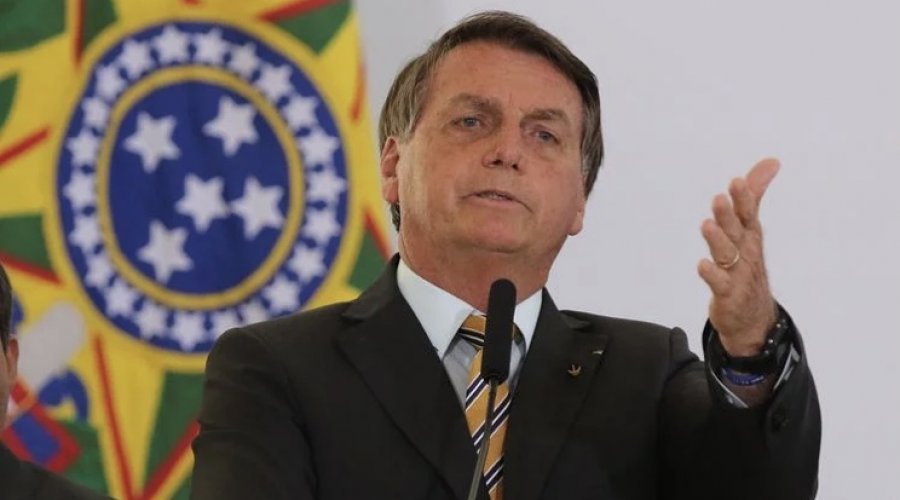 [Bolsonaro diz que controles governamentais impediram compra de Covaxin]