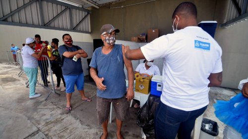 [Estação de Transbordo da Rodoviária recebe campanha contra gripe ]