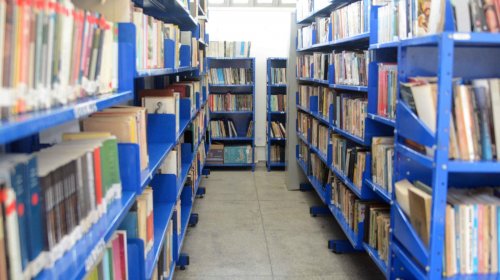 [Bibliotecas municipais voltam a receber público em agosto ]