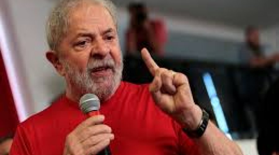 [Lula pede a governadores do Nordeste segurança reforçada durante viagens na região]