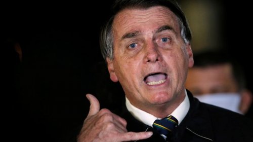 [Bolsonaro ameaça reagir fora dos limites da Constituição a inquérito no STF]