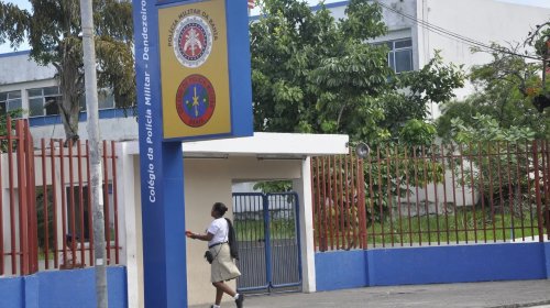 [Colégio da PM Dendezeiros suspende aulas presenciais nos ensinos médio e fundamental II após c...]