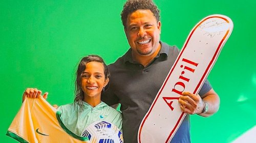 [Ronaldo tem dia de fã em encontro com Rayssa Leal: 'Fenômeno']