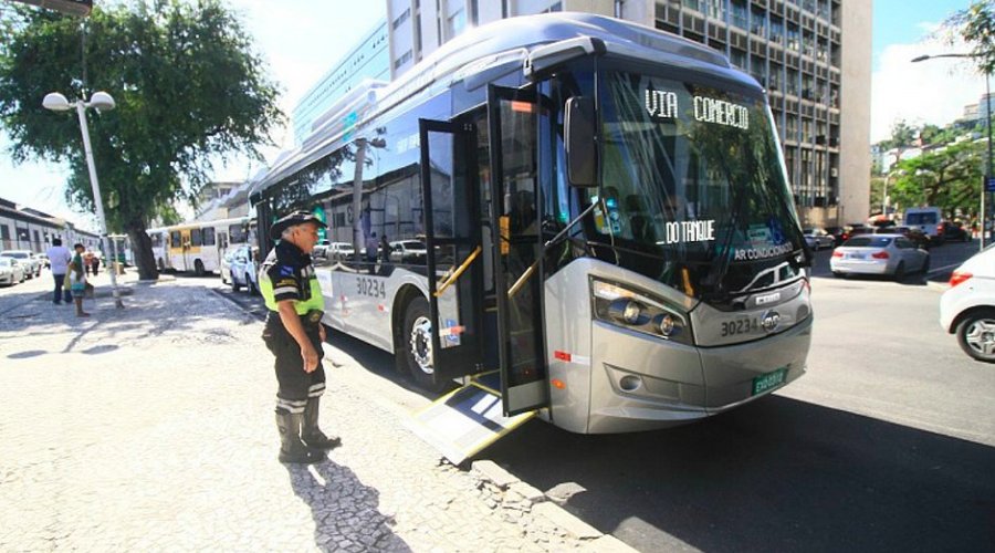 [Salvador inicia teste com ônibus elétricos]