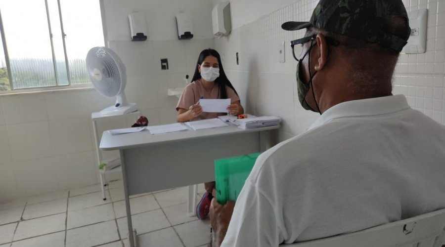 [Moradores de Santa Cruz têm atendimento médico gratuito para prevenção e saúde; Urologia foi a especialidade mais procurada]