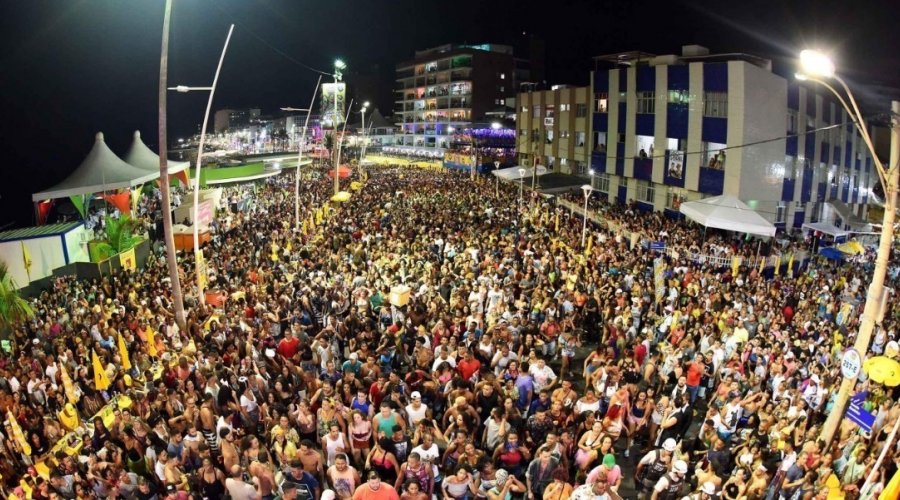 [Bruno Reis diz que cobrará duas doses da vacina no Réveillon e Carnaval]