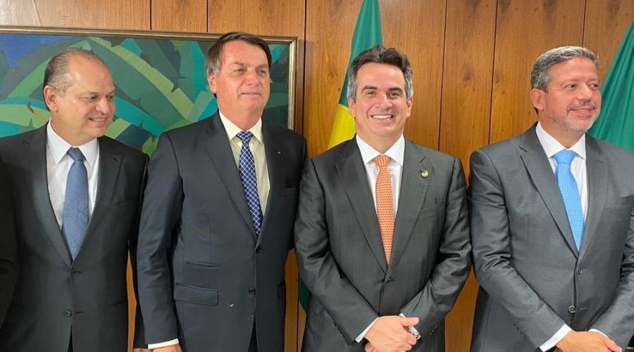 [PP e PL cogitam federação para lançar Bolsonaro como “candidato do Centrão”]