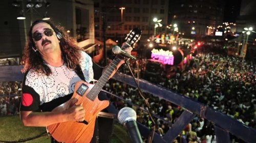 [Moraes Moreira ganhará estátua e dará nome à arena criada a partir de estrutura encontrada dur...]