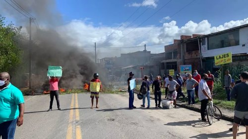 [Aumento do preço de combustível mobiliza protestos em Salvador pelo 4º dia consecutivo]