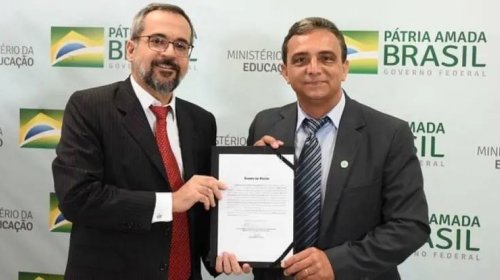 [Reitor nomeado por Bolsonaro chama aluno de “analfabeto funcional” e hostiliza professor]